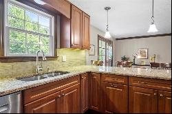 39 Canter Dr, Sewickley Hills Boro PA 15143