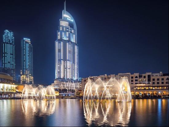 Luxury Downtown Apartment with Burj Khalifa and Fountain Views