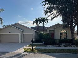 366 Burnt Pine DR, Naples FL 34119