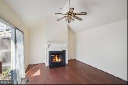 20104 Tindal Springs Place, Montgomery Village MD 20886