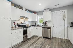 61 Dieppe Rd, St. Catharines ON L2M6J5