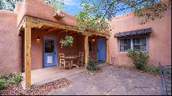 304 De Vargas Lane, Taos NM 87571