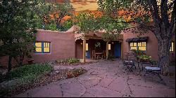 304 De Vargas Lane, Taos NM 87571