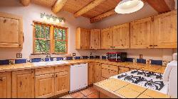 304 DeVargas Lane, Taos NM 87571