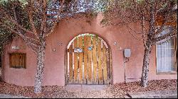 304 DeVargas Lane, Taos NM 87571