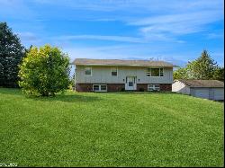 4215 Doty Road, Woodstock IL 60098