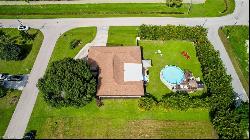 15602 Copra Ln, Fort Myers FL 33908