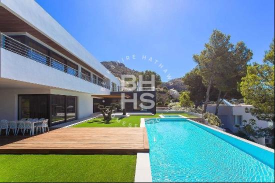 Villa for sale in Alicante, Altea, Altea Hills, Altea 03590