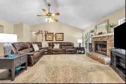 5024 Royal Burgess Drive, St Peters MO 63304