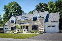 40 Park St #40, Medfield MA 02052