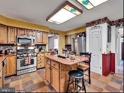 1026 Shadowstone Drive, Lancaster PA 17603