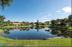 7088 Lantana Ln, Tamarac FL 33321