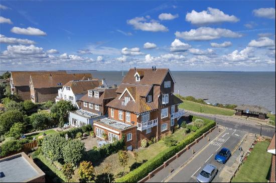 Marine Parade, Whitstable, Kent, CT5 2BQ