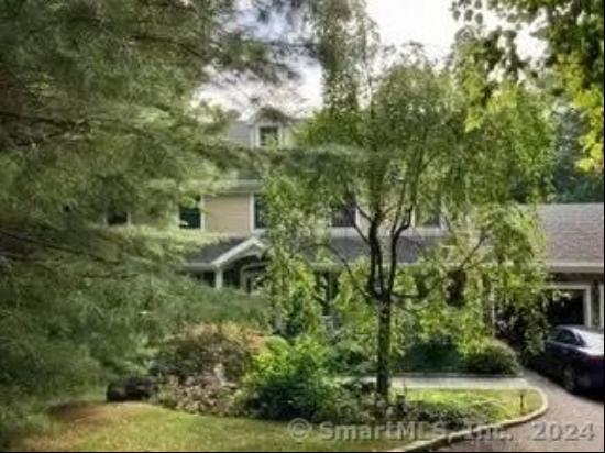 12B HICKORY Drive, Greenwich CT 06831