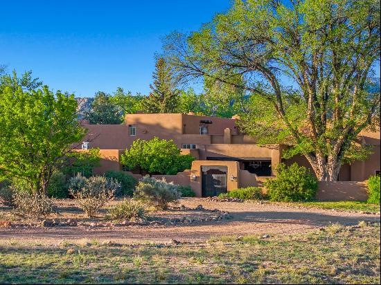 50 Private Drive 1706 B, Abiquiu NM 87510