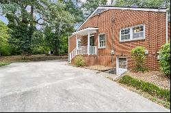 260 4th Avenue Ave, Winder GA 30680