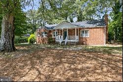 260 4th Avenue, Winder GA 30680