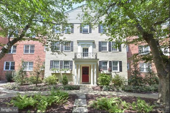 1304 Belle View Boulevard #B1, Alexandria VA 22307