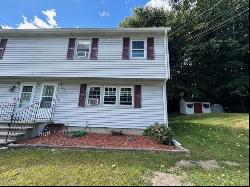 8 Middle Rd #B, Plaistow NH 03865