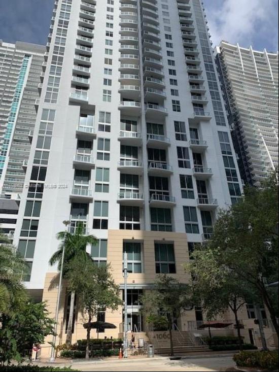 1050 Brickell Ave Unit 3220, Miami FL 33131