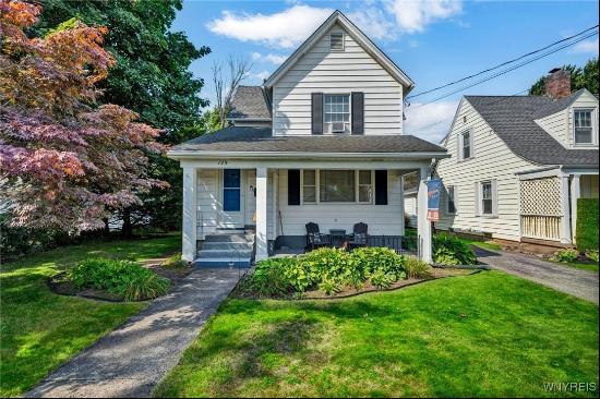 129 Hyde Park, Lockport NY 14094