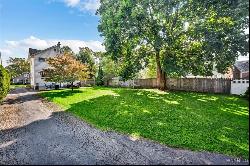 129 Hyde Park, Lockport NY 14094