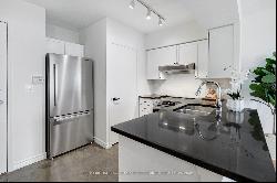 600 Queens Quay Unit 209, Toronto ON M5V3M3