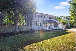 3 Bonnie Dr, Egg Harbor Township NJ 08234