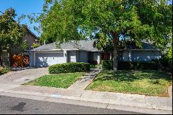 5132 Virtue Arc Drive, Stockton CA 95207