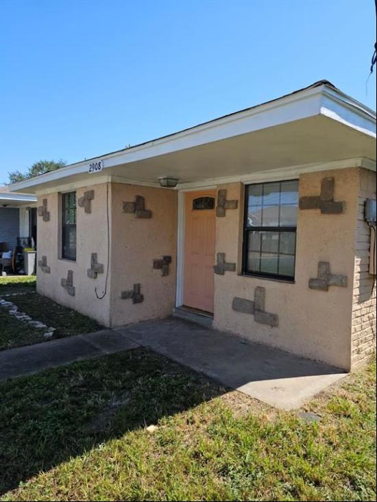 2902 Wipprecht Street #2908, Houston TX 77026