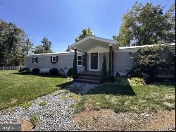 1690 Mountain Road, Newburg PA 17240