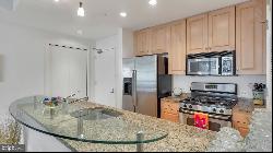 319 Vine Street Unit 109, Philadelphia PA 19106