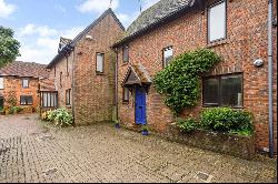 Adam Court, Henley-on-Thames, Oxfordshire, RG9 2BJ