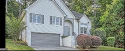 985 Brookmont Drive SW, Marietta GA 30064