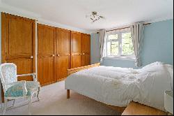 Hickstead Lane, Hickstead, Haywards Heath, West Sussex, RH17 5NT