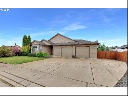 215 Camrin Loop, Creswell OR 97426