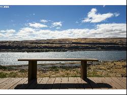 310 Ravens Roost St, Wishram WA 98673