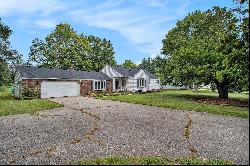 12480 15 1/2 Mile Road, Marshall MI 49068