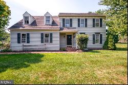 150 Briar Hill Road, Lititz PA 17543