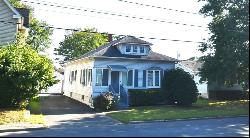 819 Mckinstry Ave, Chicopee MA 01020