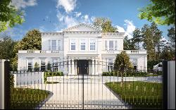 Wentworth Drive, Wentworth Estate, Virginia Water, Surrey, GU25 4NY