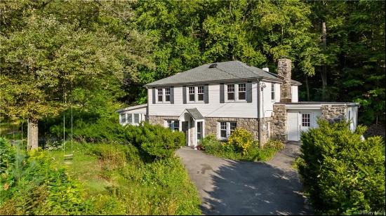 246 Barrett Hill Road, Mahopac NY 10541