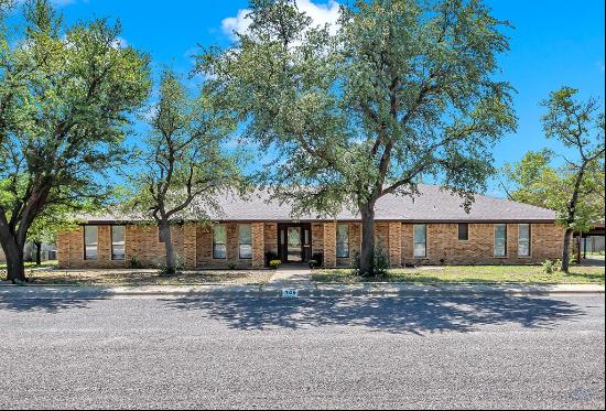 709 Avondale, Big Spring TX 79720