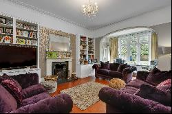 Castle Road, Weybridge, Surrey, KT13 9QN