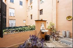 Historical Property to be Reformed in Palma Old Town with Terraces and Parking