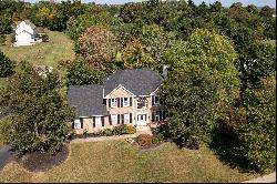 902 Red Coat Farm Drive, Chalfont, PA 18914