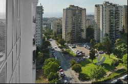 Gorgeous Apartment in Ramat Aviv Gimel Neighborhood