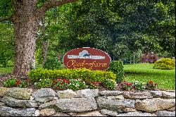 Experience The Best Of Reed Farm Condo Living 