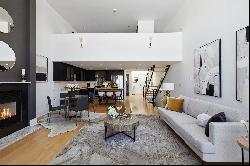 Chic Tri Level Dogpatch Residence