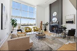 Chic Tri Level Dogpatch Residence